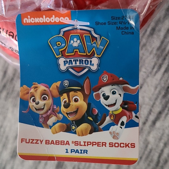 2T-3T PAW PATROL FUZZY BABBA SLIPPER SOCKS! - Picture 4 of 4